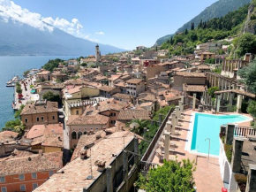 Hotel Castell - Montagnoli Group Limone Sul Garda